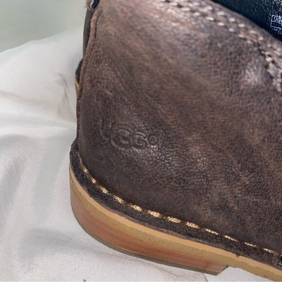UGG Brown leather clementine Ankle Boots minimalist size 6.5 women - Picture 5 of 10
